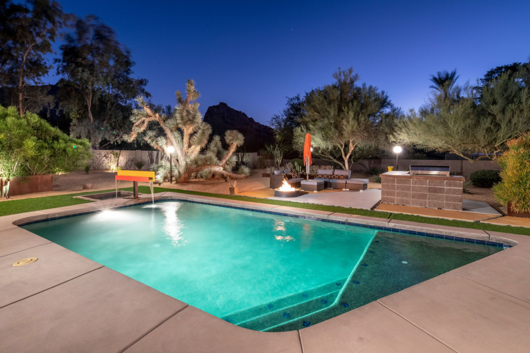 Paradise Valley Mid-Century Modern – Camelback Views | Azarchitecture ...