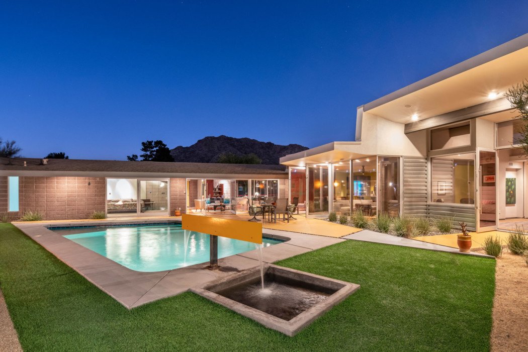 Paradise Valley Mid-Century Modern – Camelback Views | Azarchitecture ...